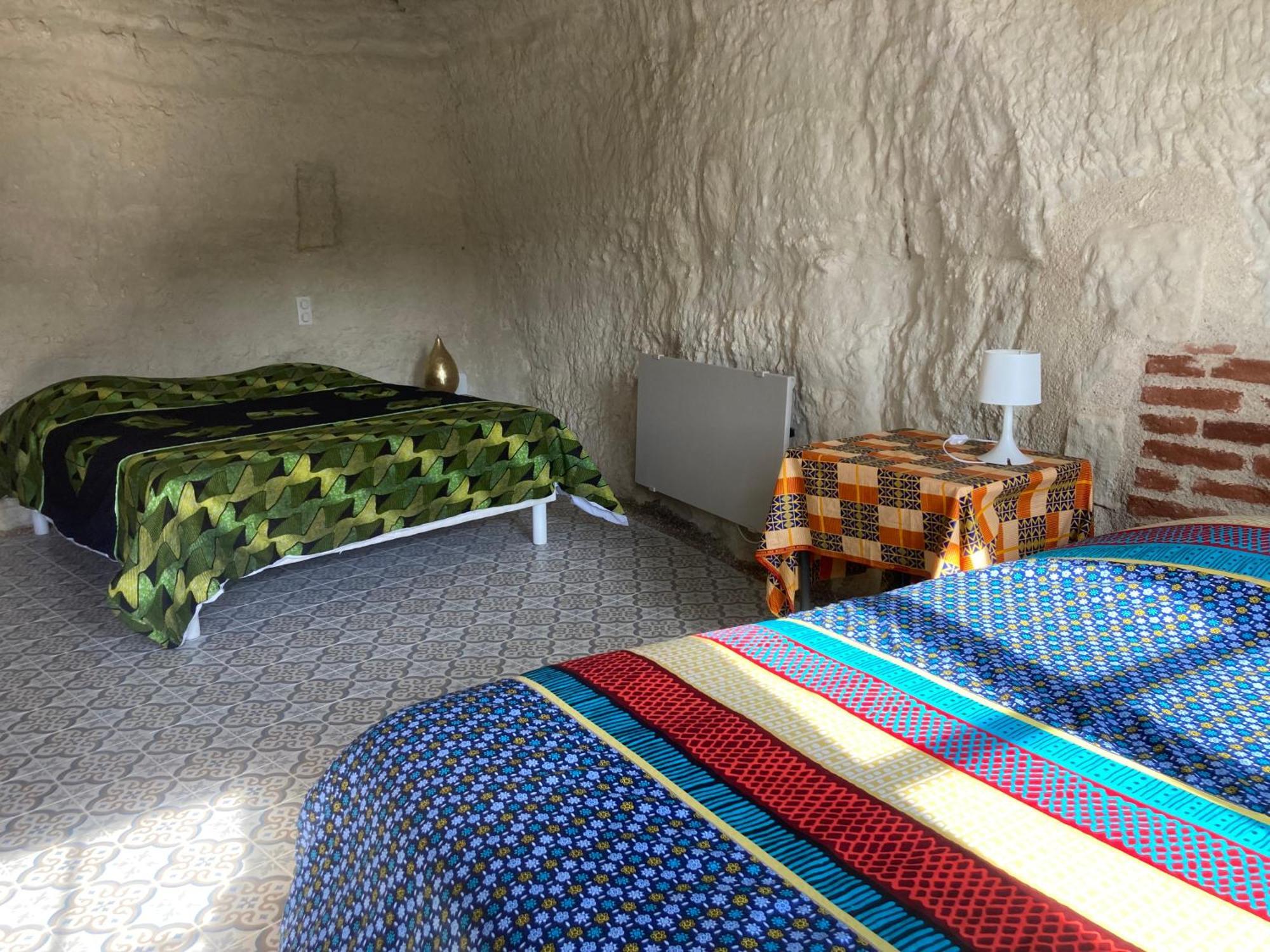 Nuit Insolite Dans Une Troglodyte ! Villa Nazelles-Negron Dış mekan fotoğraf